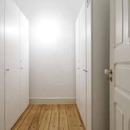 The Monkey Flat Apartment